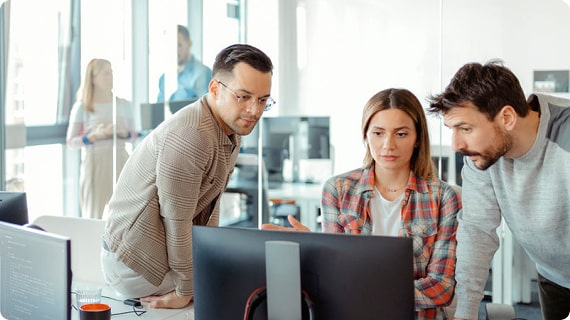 Креативные профессионалы и консультанты