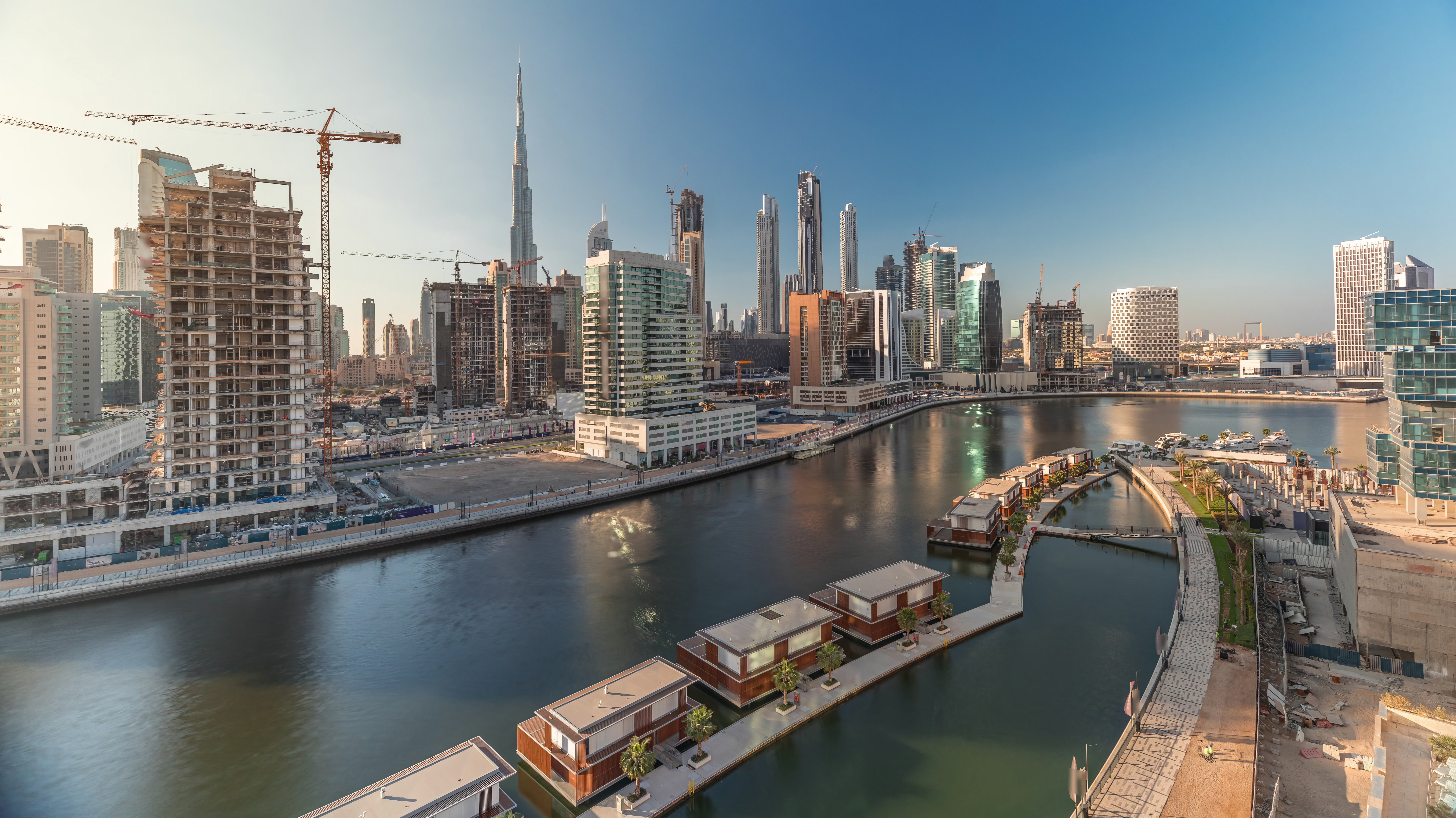 Rights and obligations of a UAE resident who owns real estate