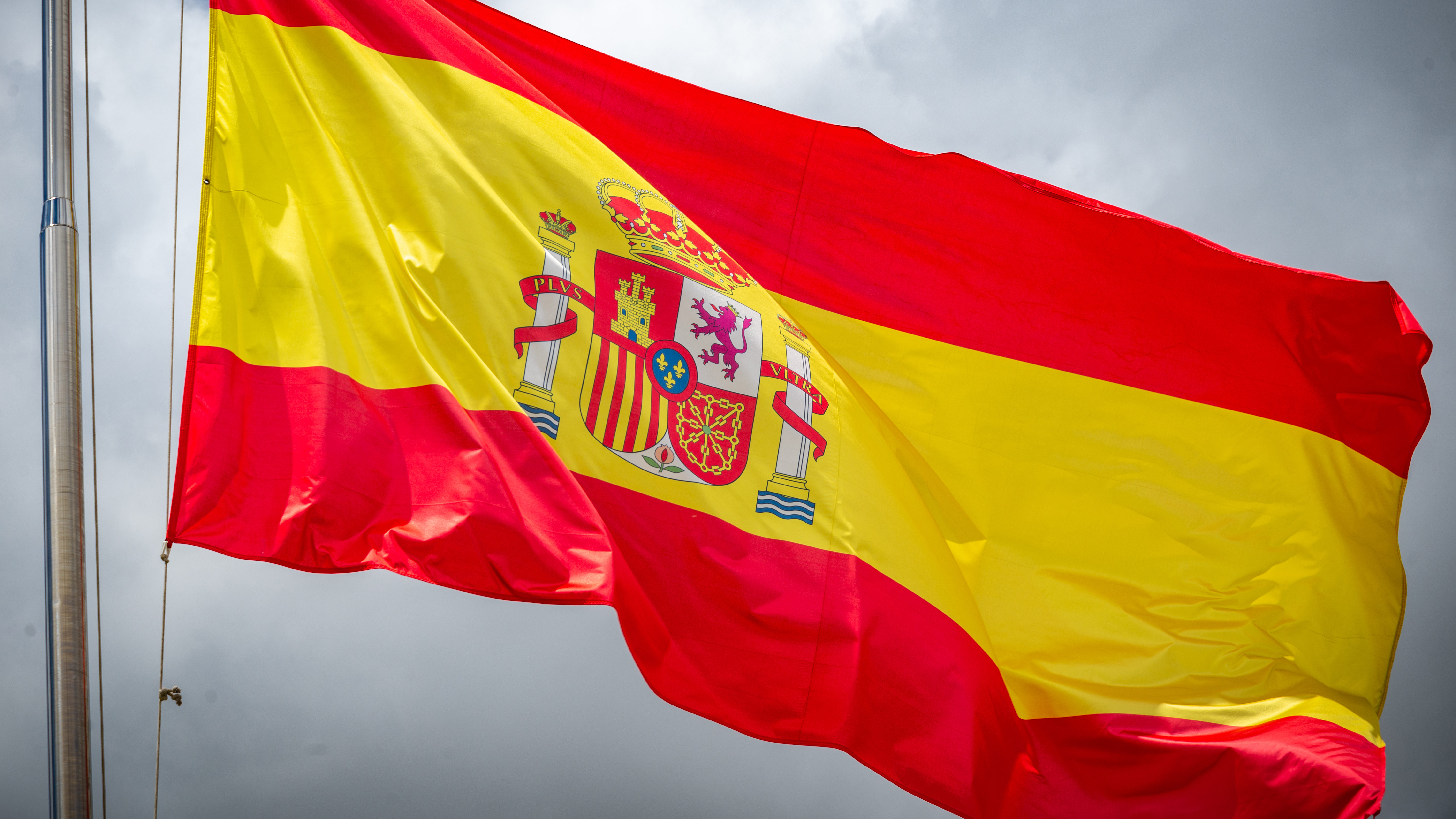 ВНЖ в Испании: полное руководство по получению вида на жительство в 2025 году